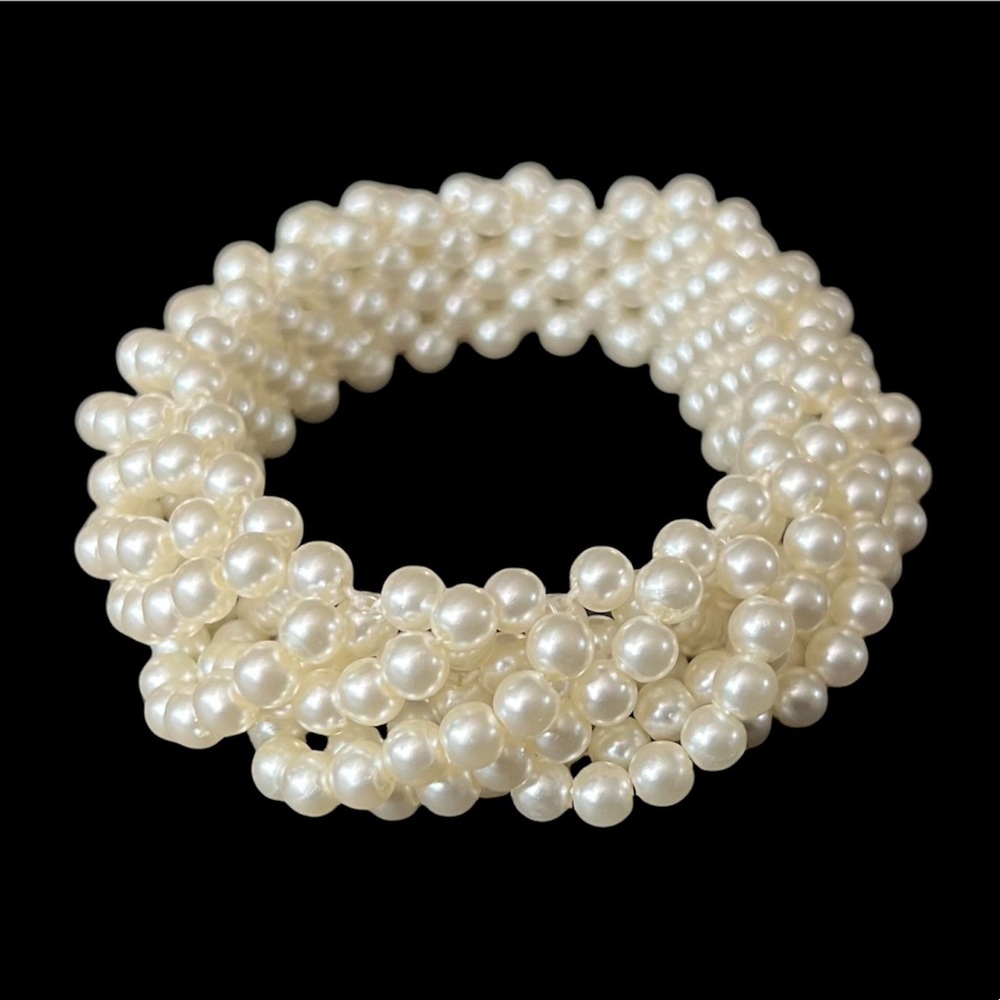 Faux Pearl bracelet